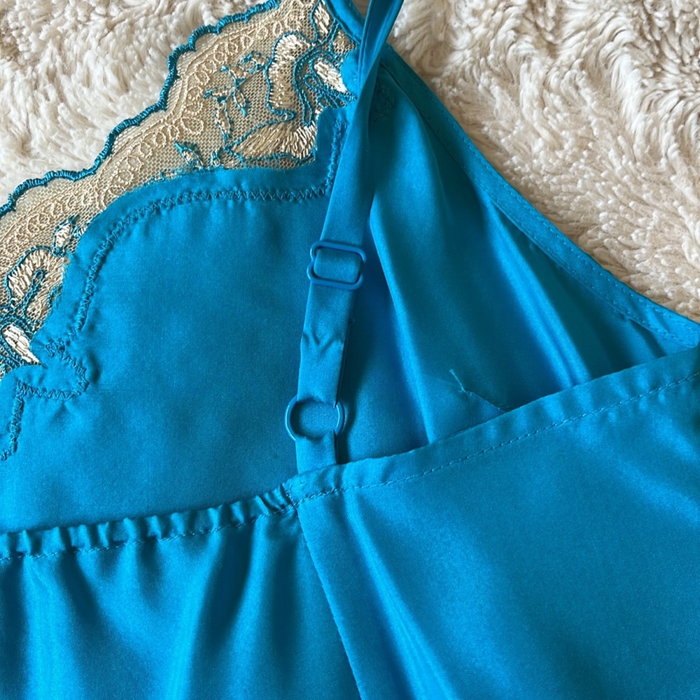 New Without Tag Y2K Express Turquoise 100%  Silk Camisole with Cream Lace Size S - Picture 5 of 8